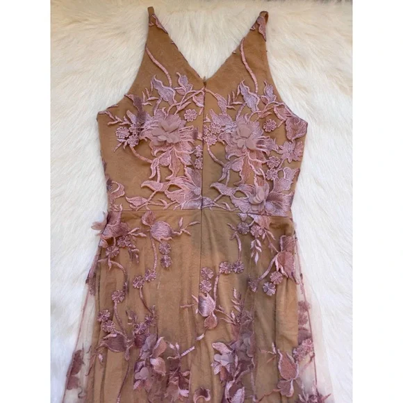 NWOT Dress the Population Audrey Floral 3D Embroidered Dress 💗 - Picture 7 of 11